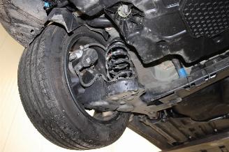 Peugeot 208  picture 17