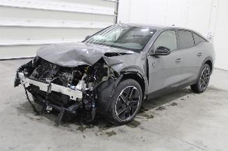 krockskadad bil auto Peugeot 408  2025/9