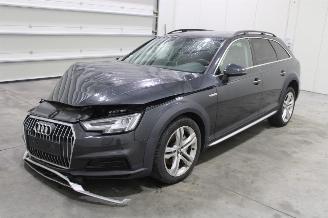 Coche siniestrado Audi A4 allroad  2018/5