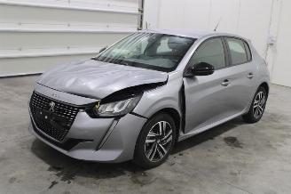krockskadad bil auto Peugeot 208  2023/10