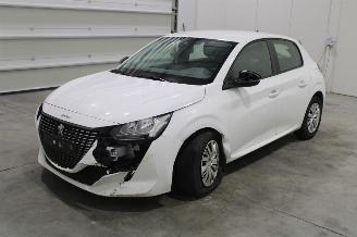 Vaurioauto  passenger cars Peugeot 208  2023/12