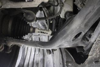 Peugeot 208  picture 17