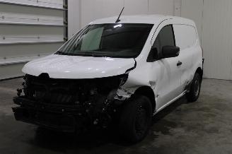 skadebil auto Renault Kangoo  2025/2