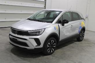 Vaurioauto  passenger cars Opel Crossland X 2024/2