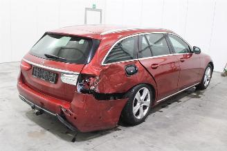 Mercedes E-klasse E 200 picture 3