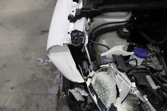 Peugeot 208  picture 18