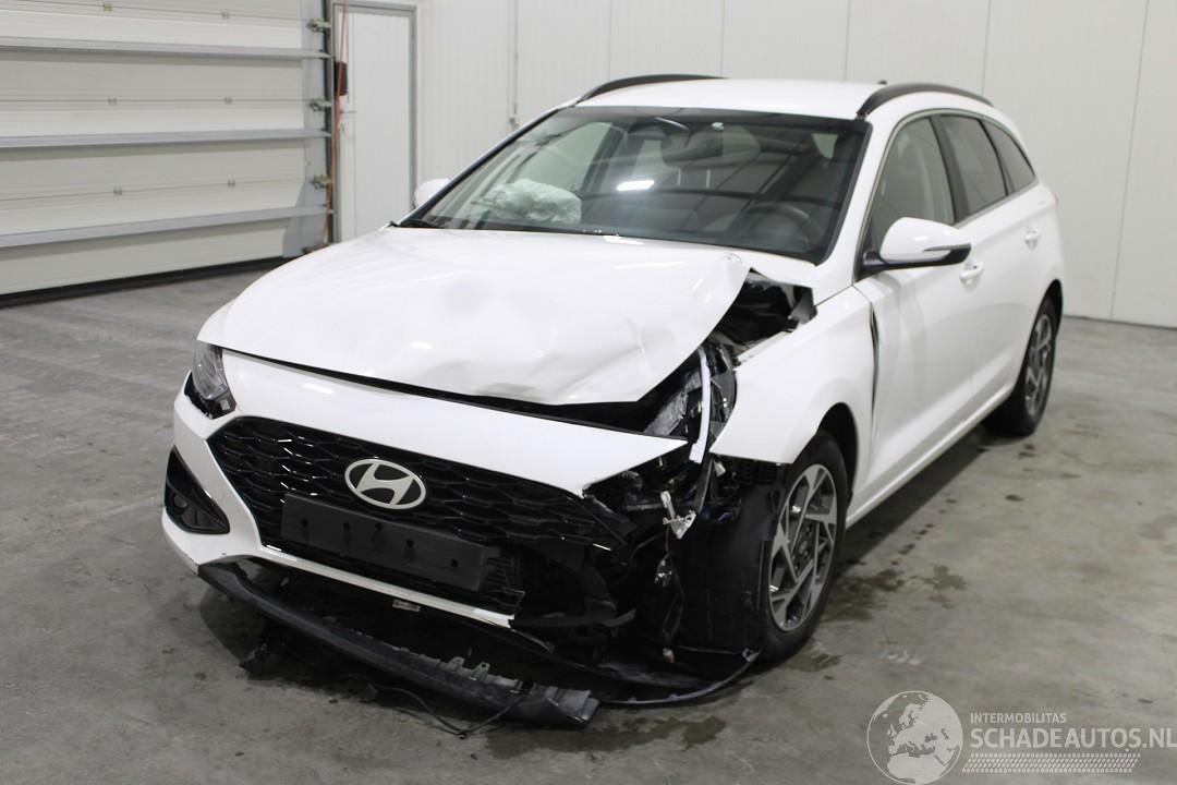 Hyundai I-30 i30