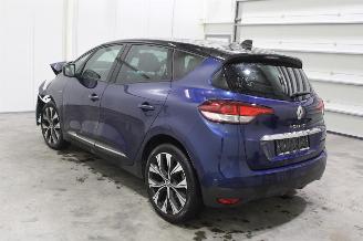 Renault Scenic  picture 4