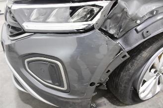 Volkswagen T-Roc  picture 7
