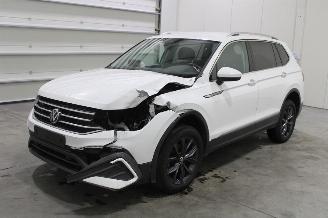 Coche accidentado Volkswagen Tiguan Allspace 2023/12