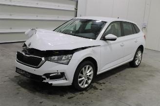 Coche siniestrado Skoda Scala  2020/12