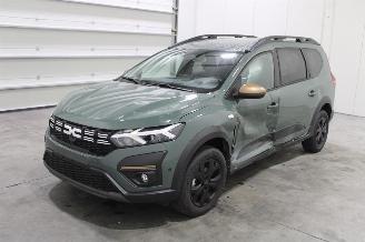 krockskadad bil auto Dacia Jogger  2026/1