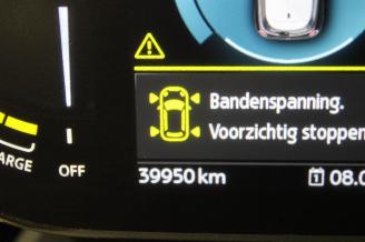 Mini Cooper SE picture 12