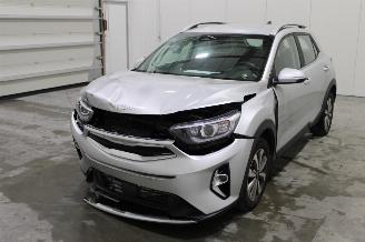 uszkodzony samochody osobowe Kia Stonic  2023/9