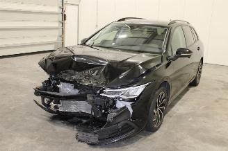 Damaged car Volkswagen Golf  2024/9