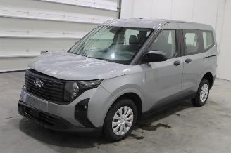 uszkodzony samochody osobowe Ford Tourneo Courier  2025/7