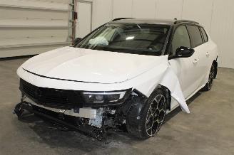 uszkodzony samochody osobowe Opel Astra  2024/9
