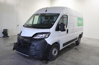 Schadeauto Peugeot Boxer  2025/11
