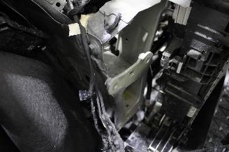Ford Explorer  picture 23