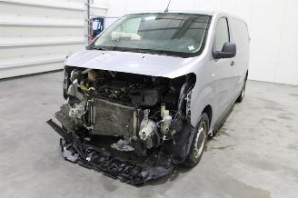 uszkodzony samochody osobowe Peugeot Expert  2023/6