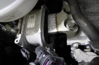Volkswagen Golf  picture 23