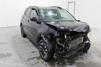 Volkswagen T-Cross  picture 2
