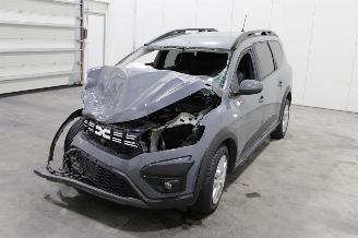 Vrakbiler auto Dacia Jogger  2024/5