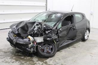 Salvage car Renault Clio  2025/3