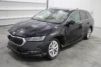 Salvage car Skoda Octavia  2022/2