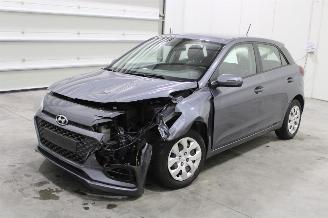 Coche siniestrado Hyundai I-20 i20 2019/1