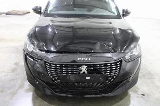 Peugeot 208  picture 5