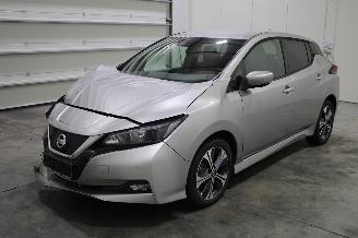 Schadeauto Nissan Leaf  2021/4