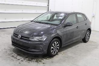 uszkodzony samochody osobowe Volkswagen Polo  2021/6