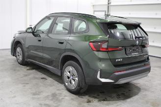 BMW iX1  picture 4