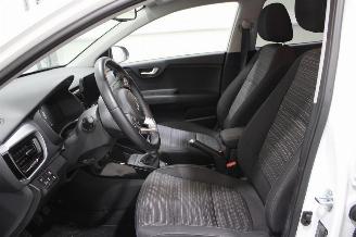 Kia Stonic  picture 7