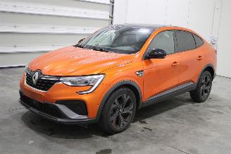 Coche accidentado Renault Arkana  2021/5