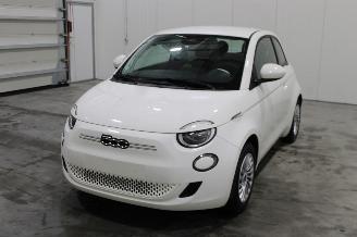 Coche accidentado Fiat 500E  2024/7