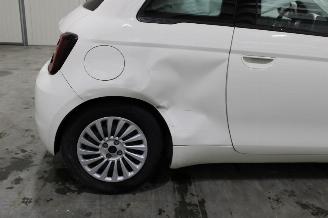 Fiat 500E  picture 5