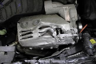 Peugeot 208  picture 20
