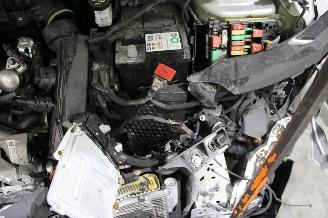 Peugeot 208  picture 18