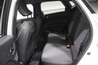 Renault Captur  picture 12