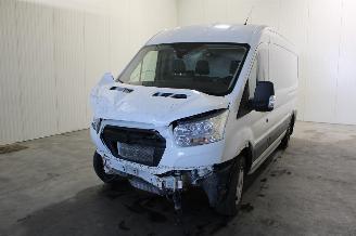 Vaurioauto  passenger cars Ford Transit  2025/11