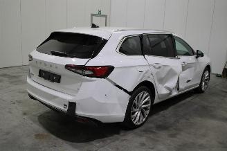 Skoda Superb  picture 3