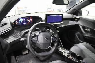 Peugeot 2008  picture 10