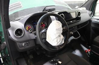 Mercedes Sprinter  picture 10