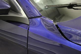 Volkswagen T-Roc  picture 5