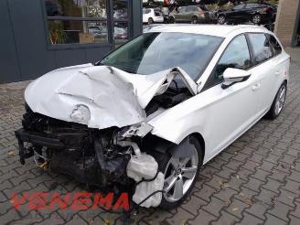 Vrakbiler auto Seat Leon Leon ST (5FF), Combi 5-drs, 2012 / 2020 2.0 TDI FR 16V 2017/0