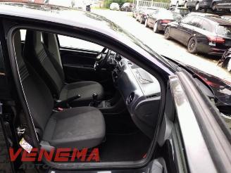 Volkswagen Up! Up! (121), Hatchback, 2011 1.0 12V 75 picture 11