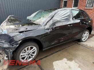 Coche siniestrado Audi A3 A3 Sportback (8YA), Hatchback 5-drs, 2019 1.5 35 TFSI 16V Mild Hybrid 2026