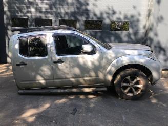 Vrakbiler auto Nissan Navara 2500CC - DIESEL- EURO5 2013/1